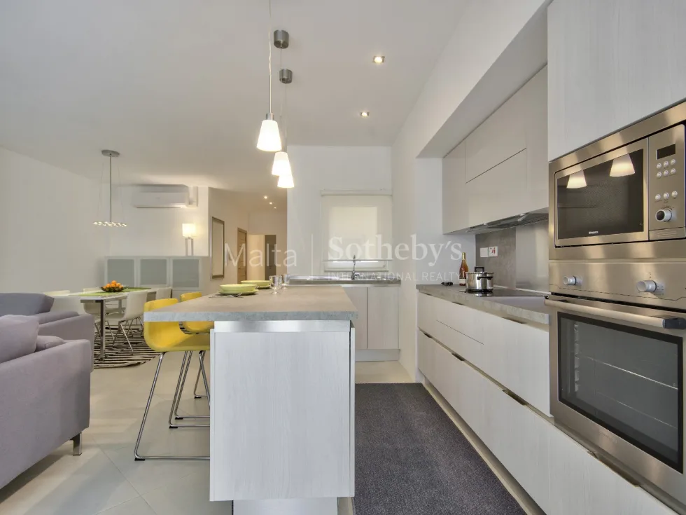 3 bed Apartment For Rent in Sliema, Sliema - thumb 4