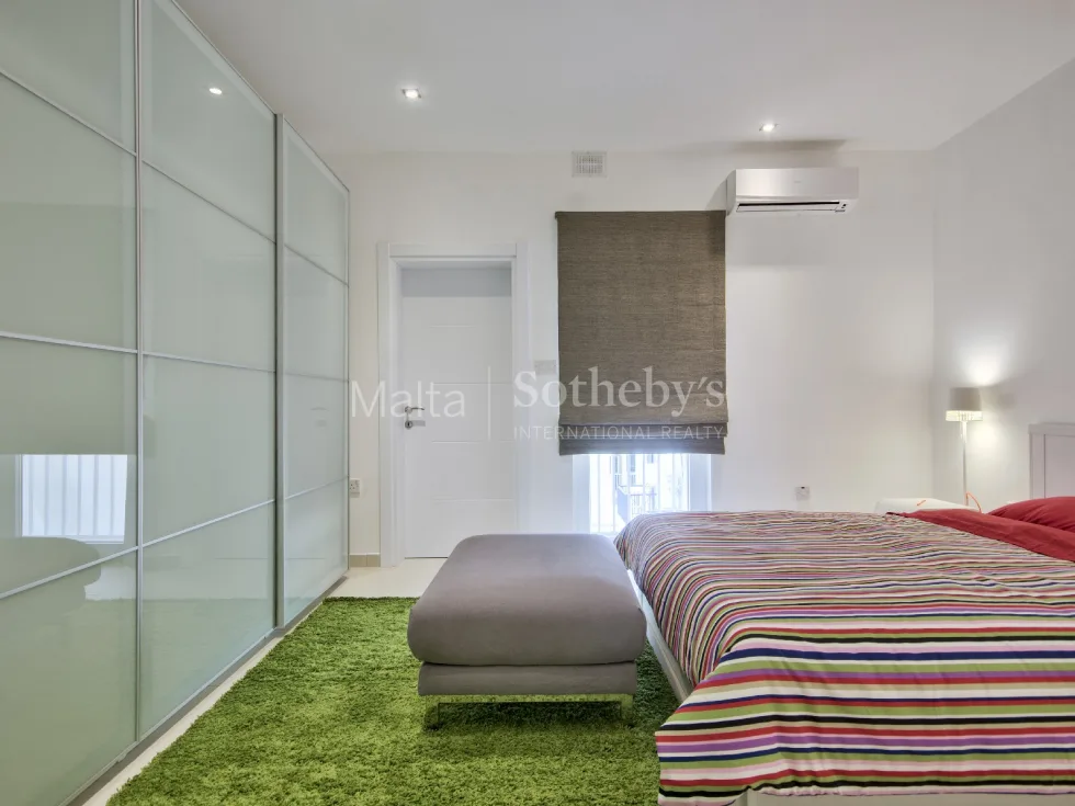 3 bed Apartment For Rent in Sliema, Sliema - thumb 5