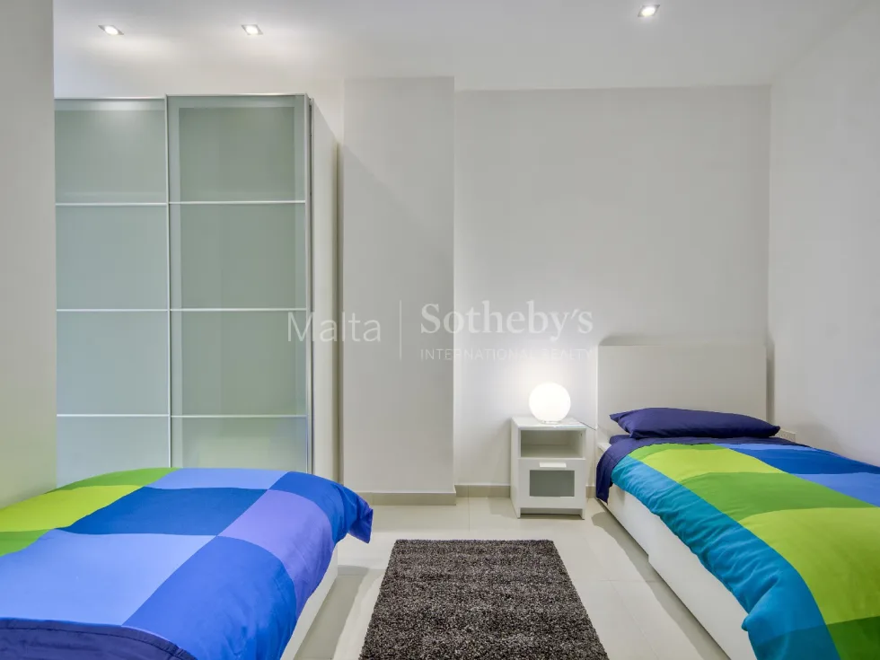 3 bed Apartment For Rent in Sliema, Sliema - thumb 6