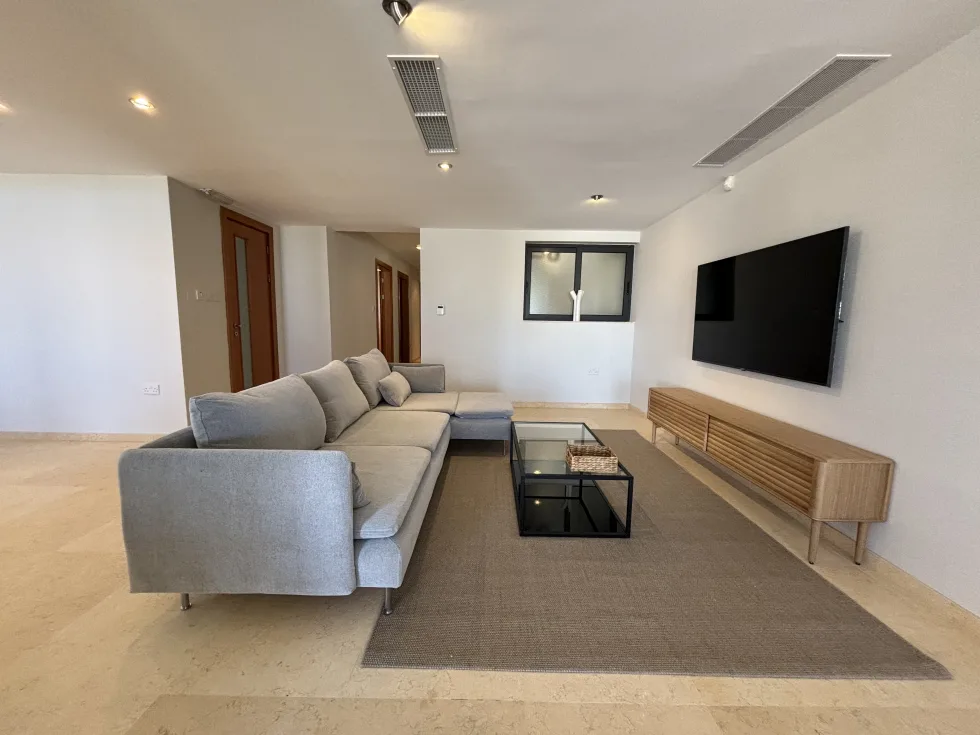 3 bed Penthouse For Rent in Sliema, Sliema - thumb 1