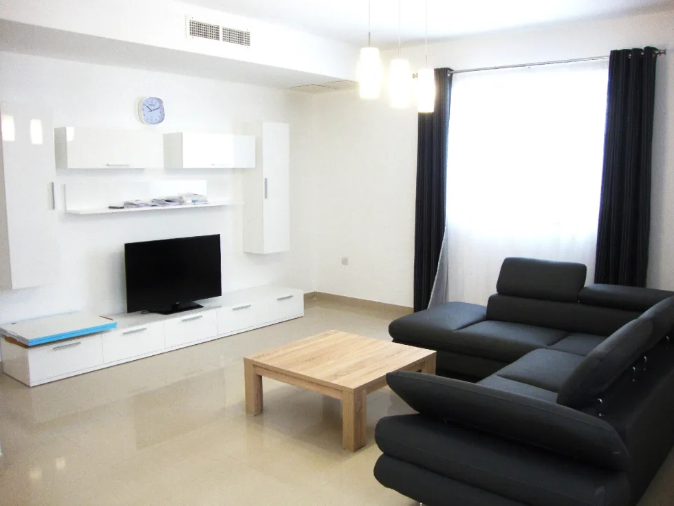 3 bed Apartment For Rent in Sliema, Sliema - thumb 1