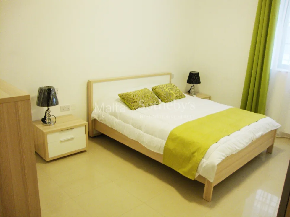 3 bed Apartment For Rent in Sliema, Sliema - thumb 8