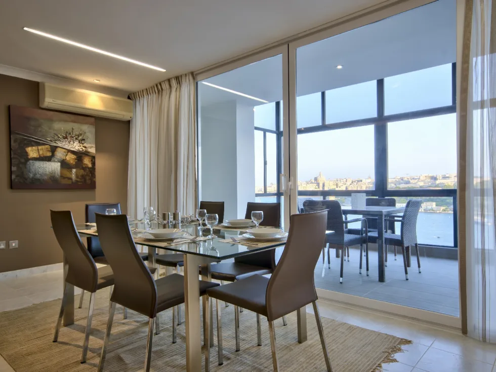 3 bed Apartment For Rent in Sliema, Sliema - thumb 1