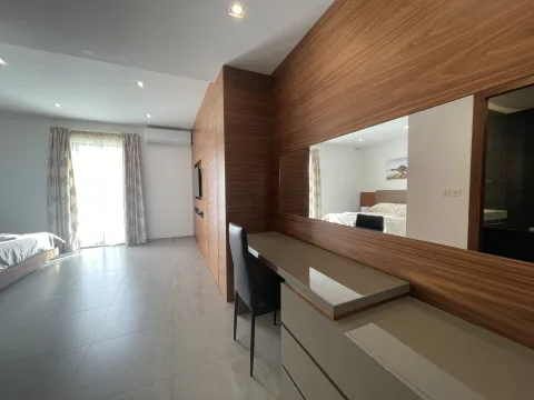 3 bed Penthouse For Rent in Sliema, Sliema - thumb 10