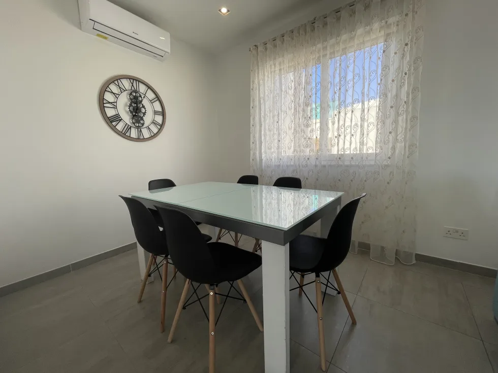 3 bed Penthouse For Rent in Sliema, Sliema - thumb 4