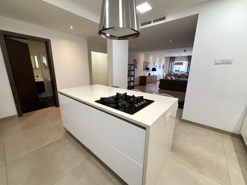 3 bed Maisonette For Rent in Swieqi, Swieqi - thumb 11