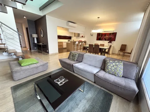 3 bed Penthouse For Rent in Balzan, Balzan - thumb 1