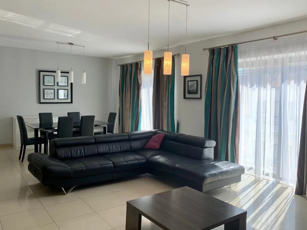 3 bed Apartment For Rent in Sliema, Sliema - thumb 2