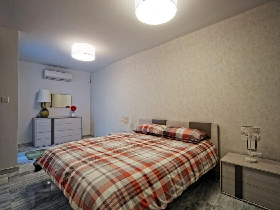 3 bed Town House For Rent in Sliema, Sliema - thumb 12