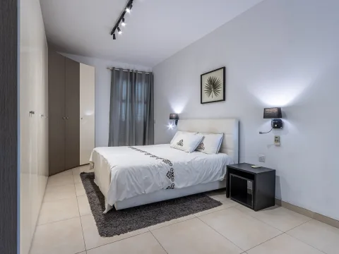 4 bed Apartment For Rent in Sliema, Sliema - thumb 13