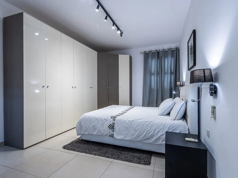 4 bed Apartment For Rent in Sliema, Sliema - thumb 14