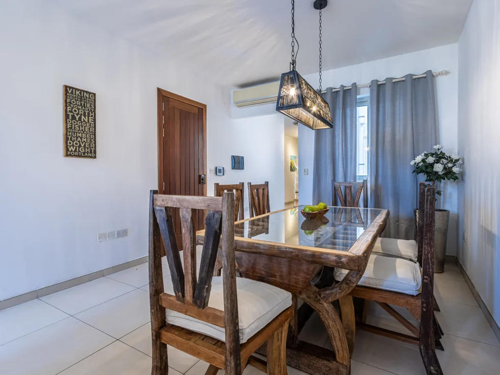 4 bed Apartment For Rent in Sliema, Sliema - thumb 3