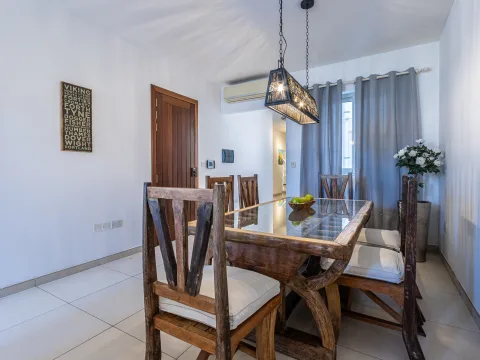 4 bed Apartment For Rent in Sliema, Sliema - thumb 3