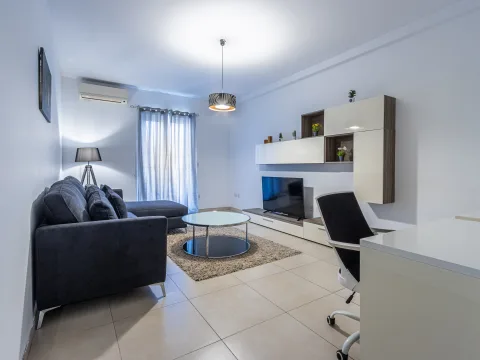 4 bed Apartment For Rent in Sliema, Sliema - thumb 7