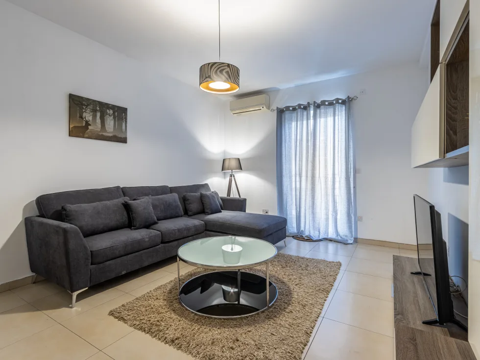 4 bed Apartment For Rent in Sliema, Sliema - thumb 8