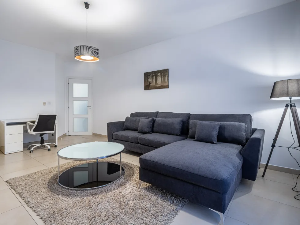 4 bed Apartment For Rent in Sliema, Sliema - thumb 9