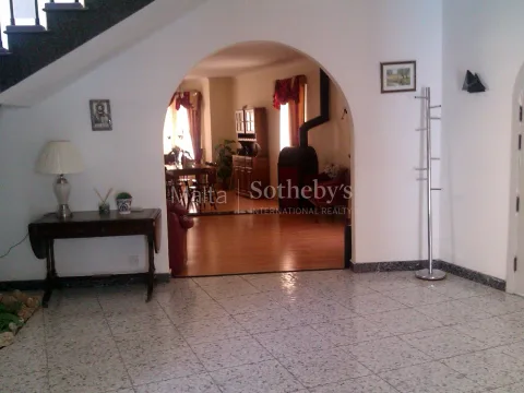 3 bed Villa For Rent in Swieqi, Swieqi - thumb 4