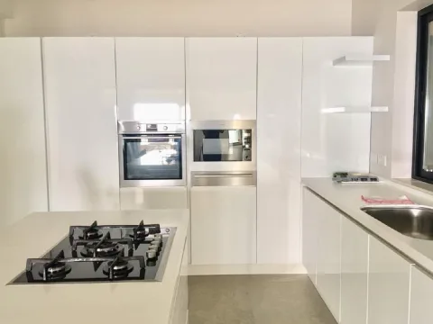 4 bed Apartment For Rent in Sliema, Sliema - thumb 3