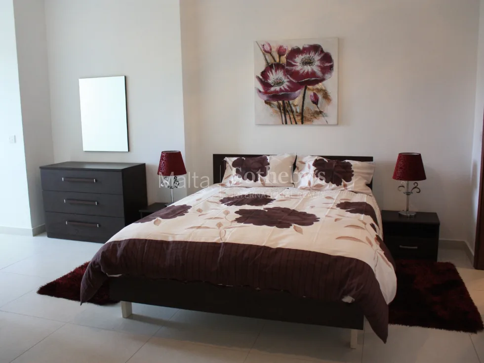 3 bed Apartment For Rent in St Julian's, St Julian's - thumb 7