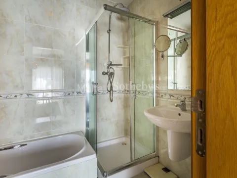 3 bed Penthouse For Rent in Sliema, Sliema - thumb 10