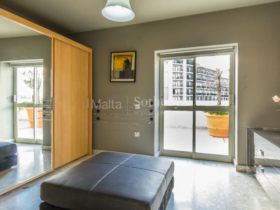 3 bed Penthouse For Rent in Sliema, Sliema - thumb 11
