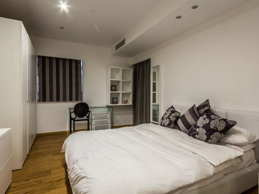 4 bed Apartment For Rent in Sliema, Sliema - thumb 11