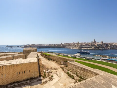 4 bed Apartment For Rent in Sliema, Sliema - thumb 2