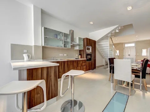 3 bed Town House For Rent in St Julian's, St Julian's - thumb 1