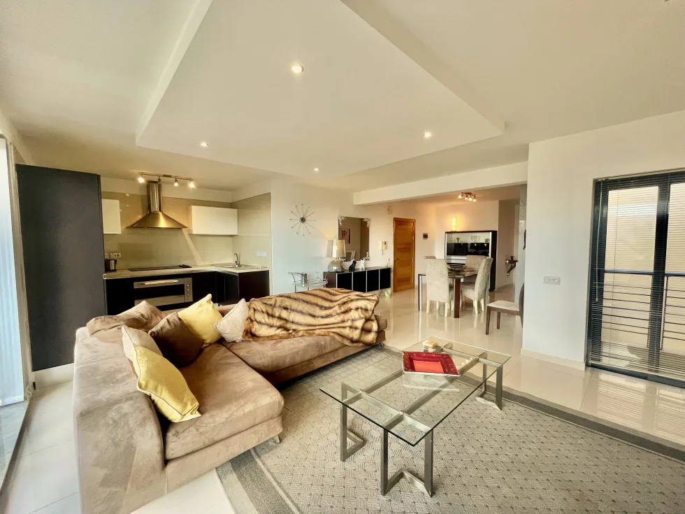 2 bed Penthouse For Rent in Swieqi, Swieqi - thumb 4