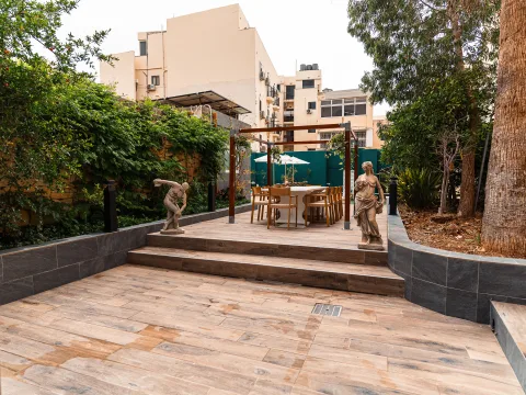 8 bed Town House For Rent in St Julian's, St Julian's - thumb 3