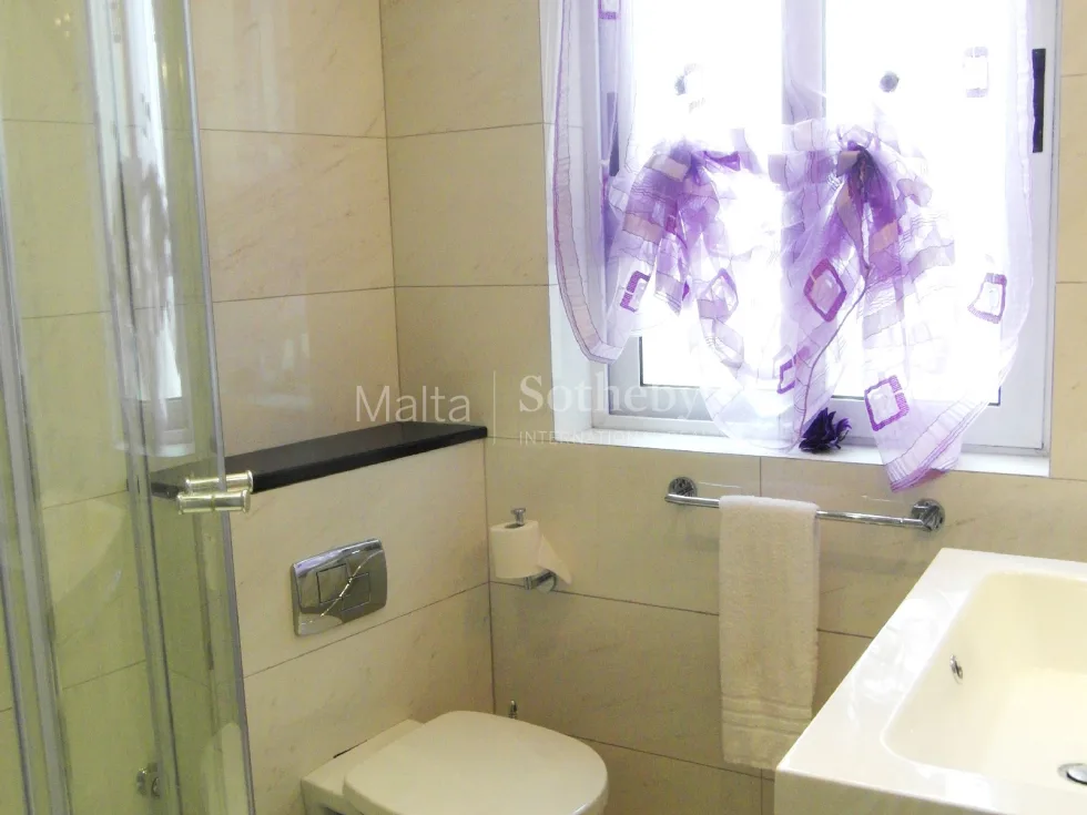3 bed Apartment For Rent in Ta' Xbiex, Ta' Xbiex - thumb 11