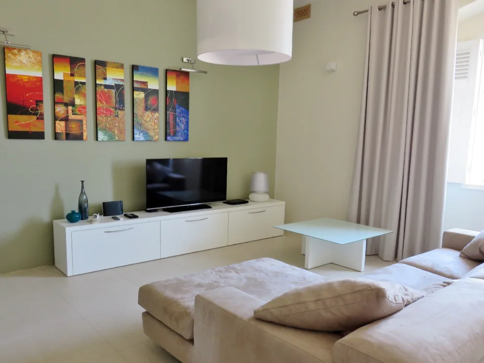 3 bed Apartment For Rent in Valletta, Valletta - thumb 1