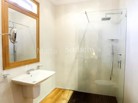 3 bed Penthouse For Rent in Sliema, Sliema - thumb 5