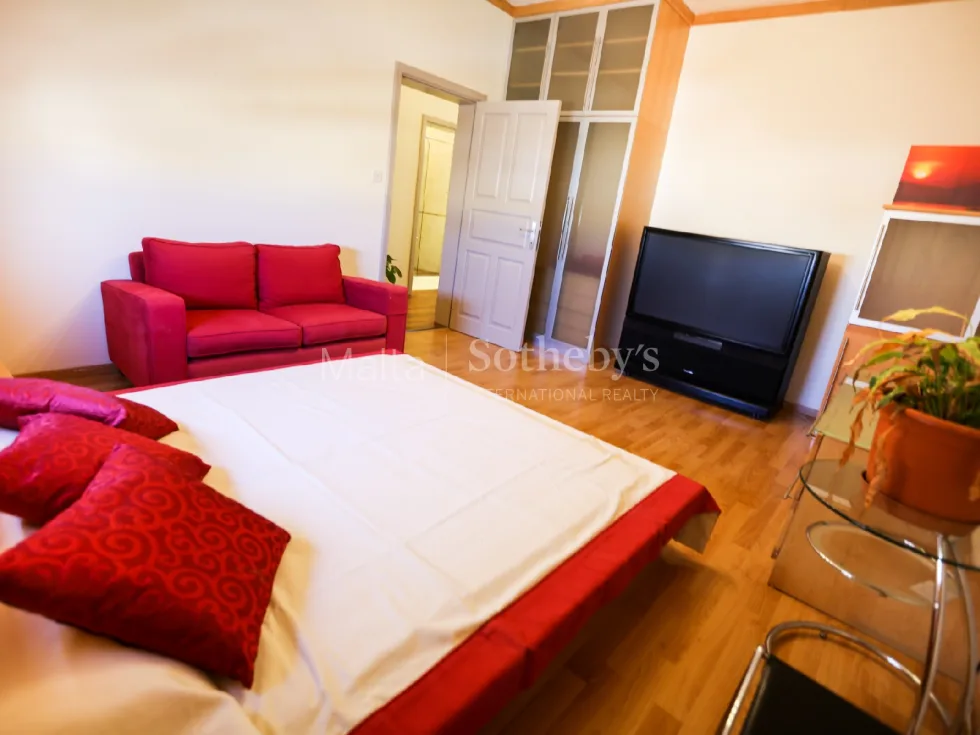 3 bed Penthouse For Rent in Sliema, Sliema - thumb 8