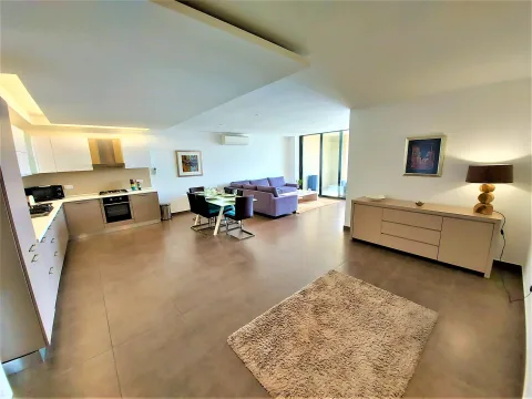 2 bed Apartment For Rent in Sliema, Sliema - thumb 1