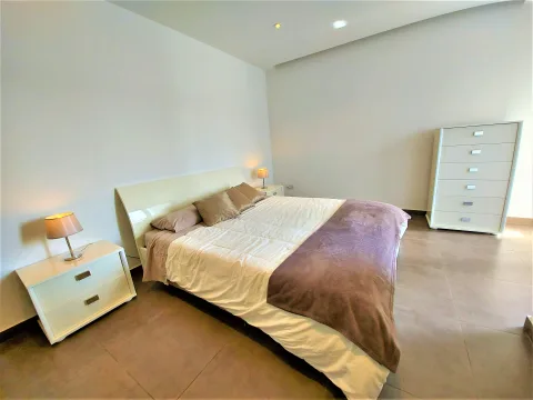 2 bed Apartment For Rent in Sliema, Sliema - thumb 8