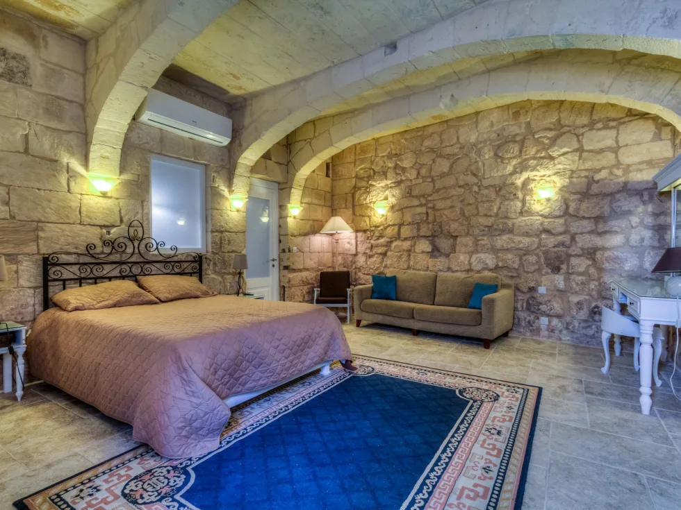 3 bed House of Character For Rent in Zebbug, Zebbug - thumb 9