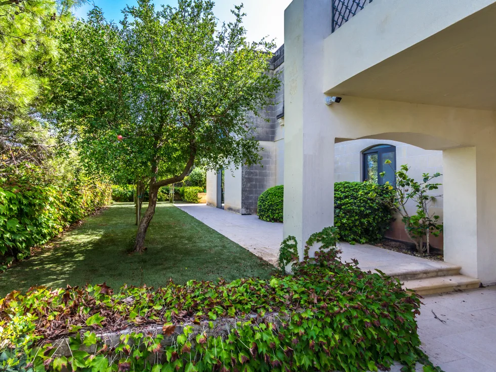 6 bed Villa For Rent in Bahar ic-Caghaq, Bahar ic-Caghaq - thumb 21