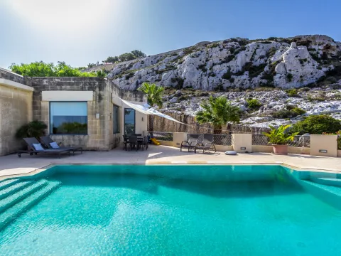 6 bed Villa For Rent in Bahar ic-Caghaq, Bahar ic-Caghaq - thumb 3