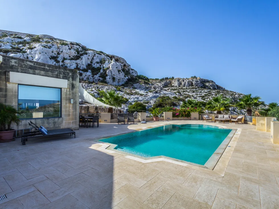 6 bed Villa For Rent in Bahar ic-Caghaq, Bahar ic-Caghaq - thumb 5