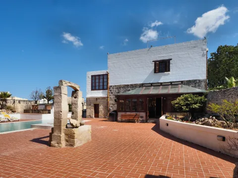 4 bed Farmhouse For Rent in Swatar, Swatar - thumb 9