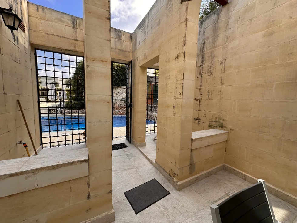 3 bed Villa For Rent in Naxxar, Naxxar - thumb 3