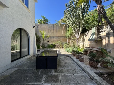 5 bed Villa For Rent in Madliena, Madliena - thumb 2