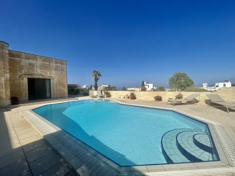 4 bed Villa For Rent in Madliena, Madliena - thumb 1