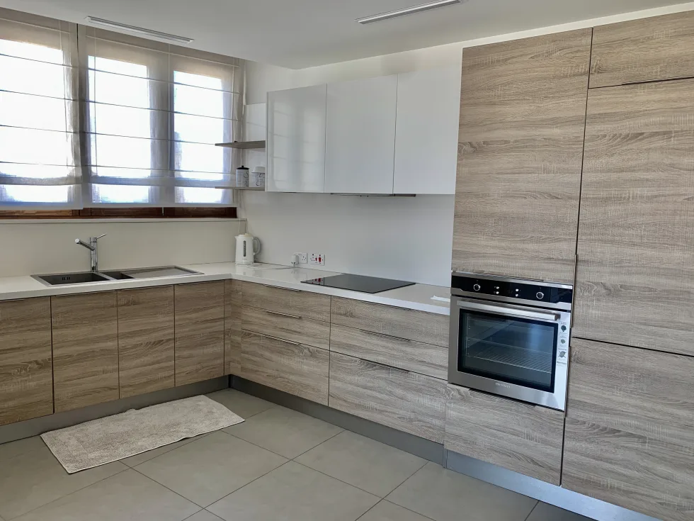 2 bed Penthouse For Rent in St Julian's, St Julian's - thumb 8