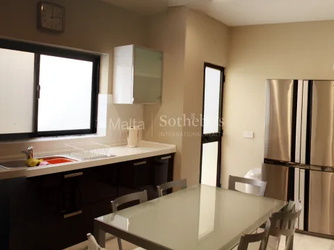 3 bed Apartment For Rent in Sliema, Sliema - thumb 4