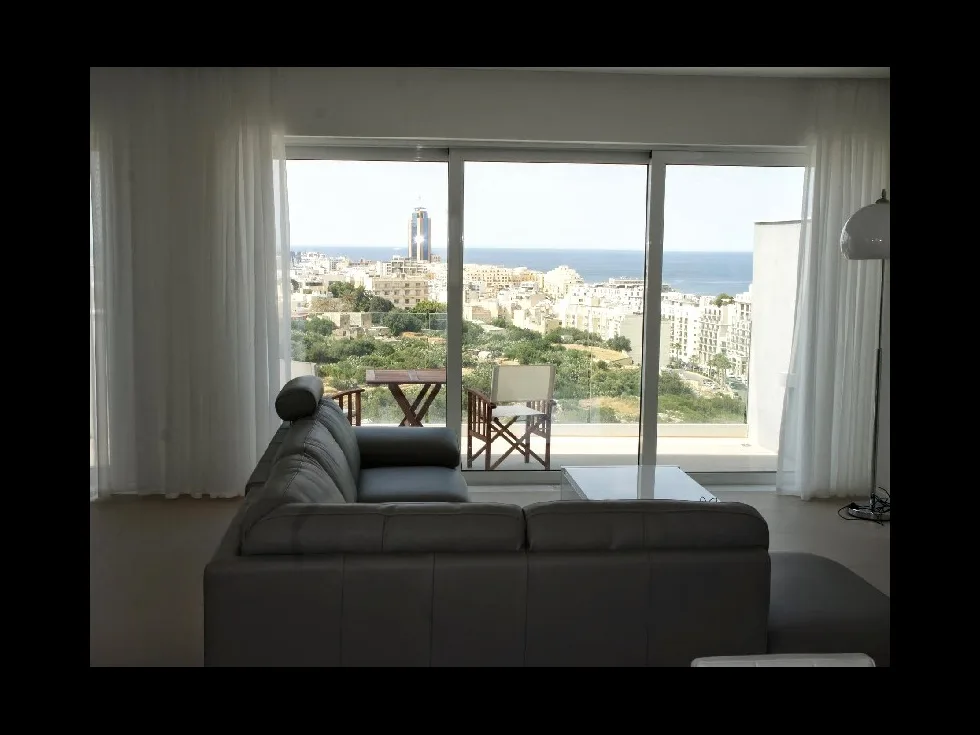 3 bed Penthouse For Rent in Sliema, Sliema - thumb 1