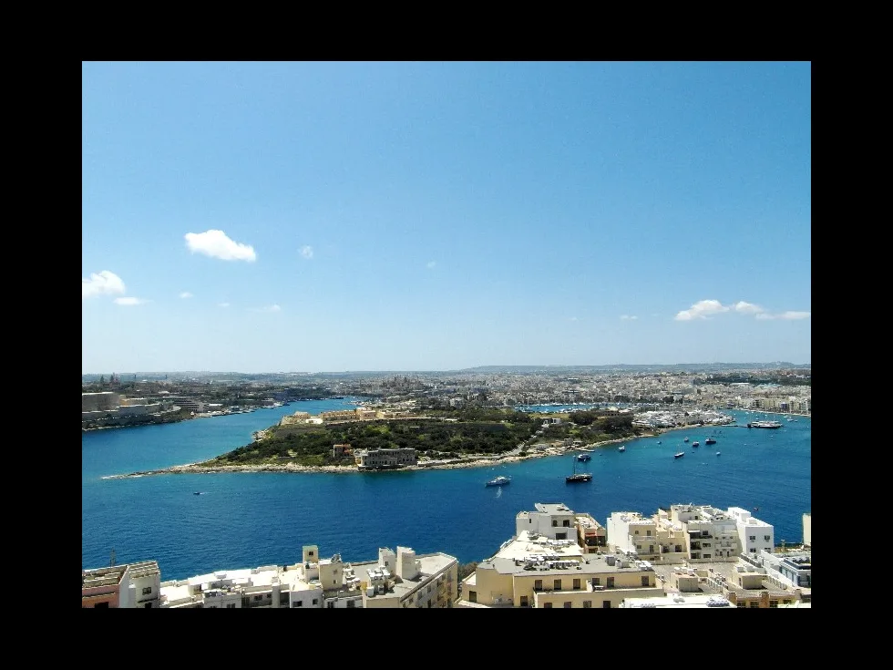 3 bed Apartment For Rent in Sliema, Sliema - thumb 1