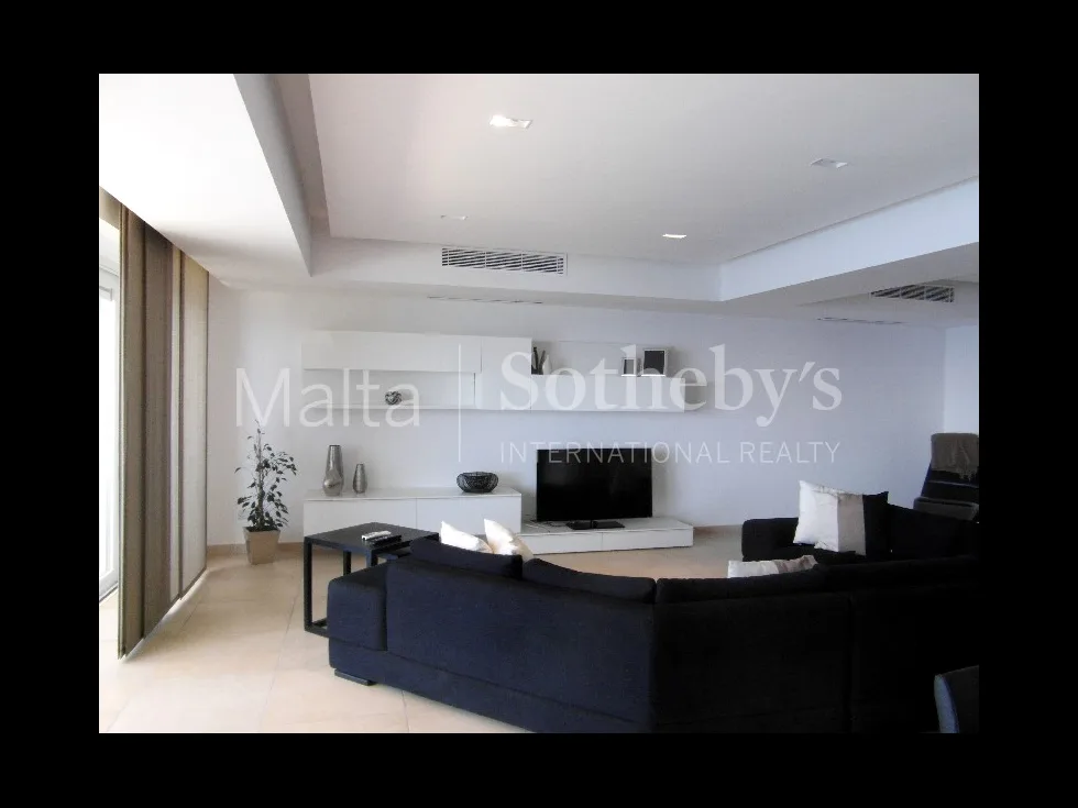 3 bed Apartment For Rent in Sliema, Sliema - thumb 6