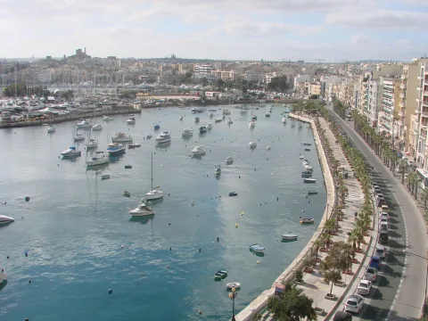 3 bed Apartment For Rent in Sliema, Sliema - thumb 12